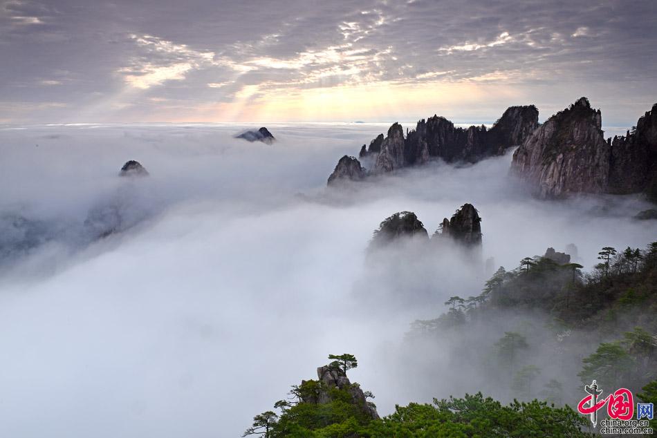 欧亚体育五一旅游推荐：黄山摄影师撰写的旅游攻略(图)(图3)